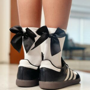 Medias Blancas con Lazo